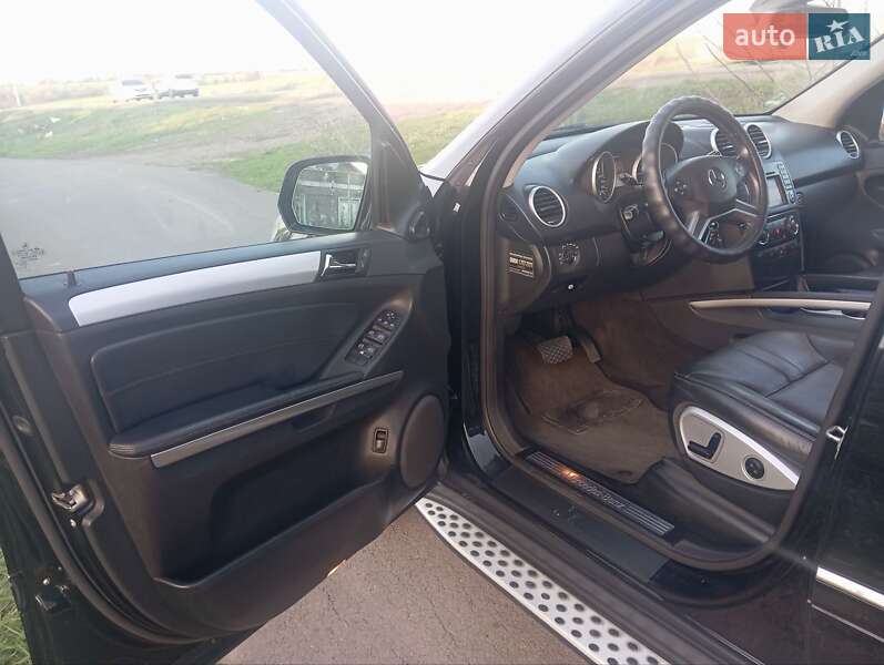 Позашляховик / Кросовер Mercedes-Benz M-Class 2009 в Одесі фото 10 Позашляховик / Кросовер Mercedes-Benz M-Class 2009 в Одесі