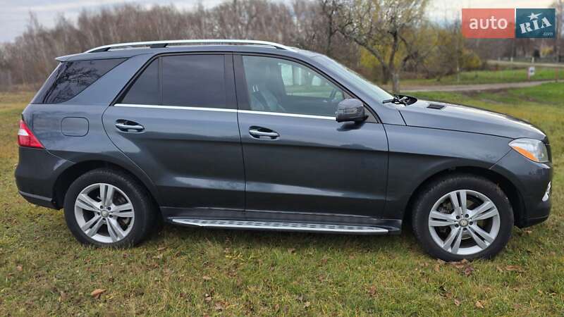 Позашляховик / Кросовер Mercedes-Benz M-Class 2014 в Конотопі