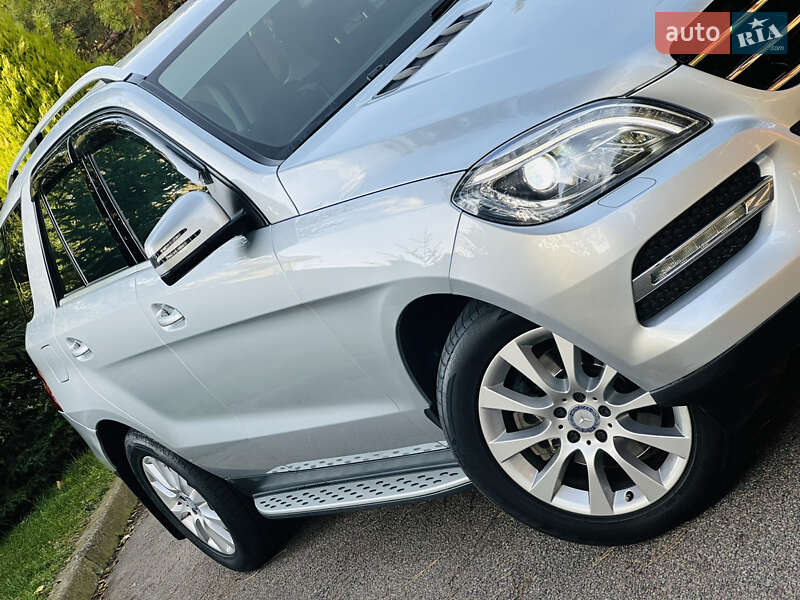 Позашляховик / Кросовер Mercedes-Benz M-Class 2012 в Дніпрі фото 10 Позашляховик / Кросовер Mercedes-Benz M-Class 2012 в Дніпрі