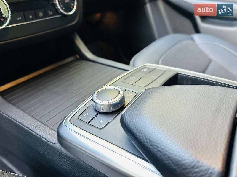 Позашляховик / Кросовер Mercedes-Benz M-Class 2012 в Дніпрі фото 19 Позашляховик / Кросовер Mercedes-Benz M-Class 2012 в Дніпрі