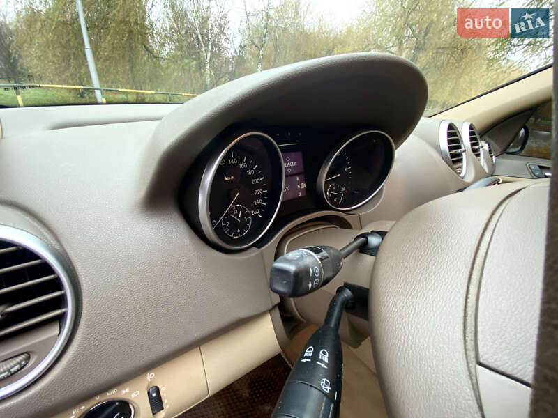 Внедорожник / Кроссовер Mercedes-Benz M-Class 2005 в Ровно фото 12 Внедорожник / Кроссовер Mercedes-Benz M-Class 2005 в Ровно
