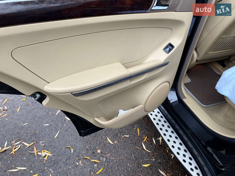 Внедорожник / Кроссовер Mercedes-Benz M-Class 2005 в Ровно фото 15 Внедорожник / Кроссовер Mercedes-Benz M-Class 2005 в Ровно