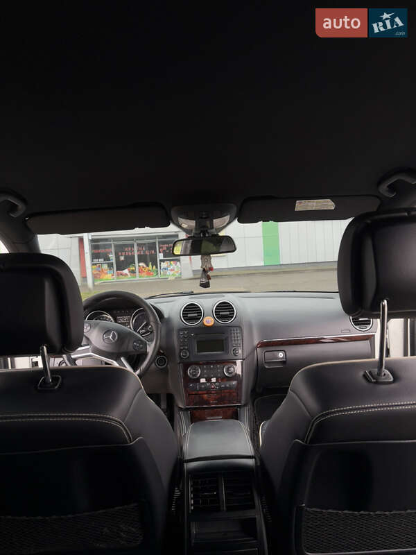 Внедорожник / Кроссовер Mercedes-Benz M-Class 2011 в Виноградове