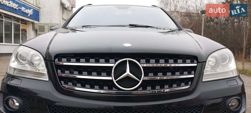 Mercedes-Benz M-Class 2006 Mercedes-Benz M-Class 2006