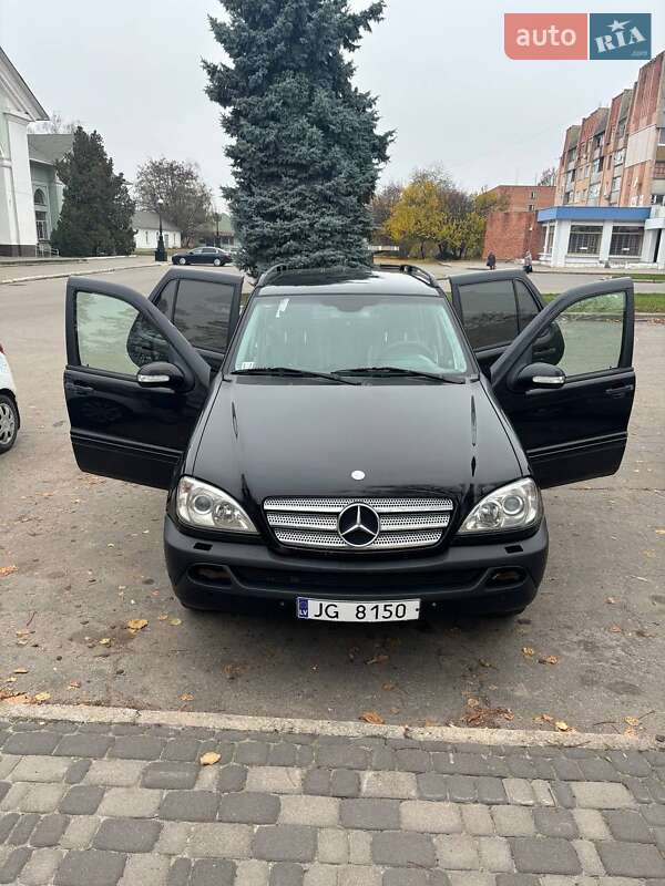 Внедорожник / Кроссовер Mercedes-Benz M-Class 2003 в Лубнах