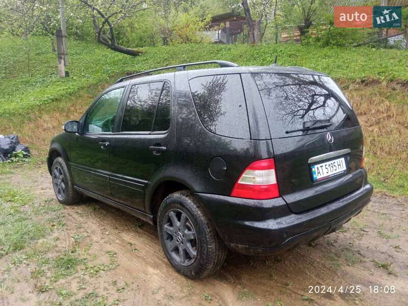 Позашляховик / Кросовер Mercedes-Benz M-Class 2004 в Івано-Франківську