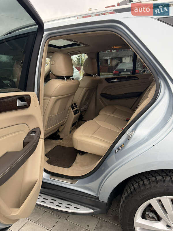 Внедорожник / Кроссовер Mercedes-Benz M-Class 2013 в Львове фото 5 Внедорожник / Кроссовер Mercedes-Benz M-Class 2013 в Львове