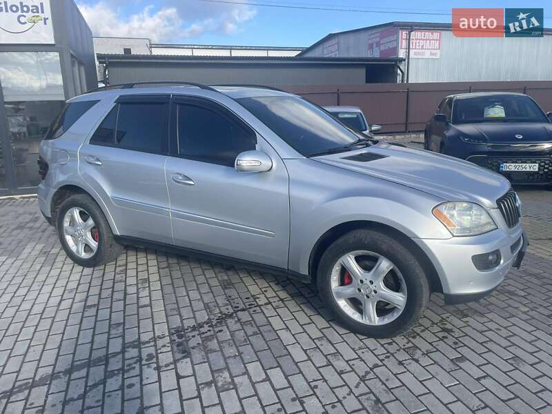 Внедорожник / Кроссовер Mercedes-Benz M-Class 2005 в Львове фото 3 Внедорожник / Кроссовер Mercedes-Benz M-Class 2005 в Львове