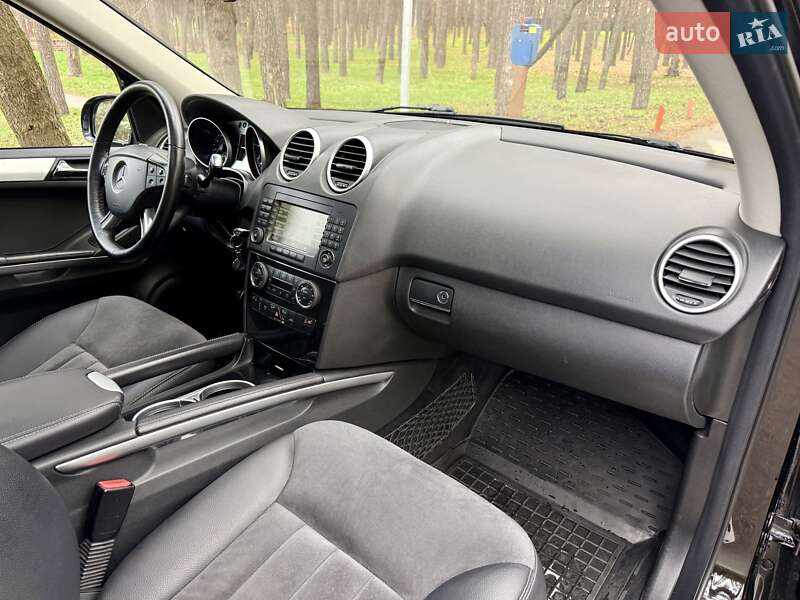 Позашляховик / Кросовер Mercedes-Benz M-Class 2008 в Києві фото 27 Позашляховик / Кросовер Mercedes-Benz M-Class 2008 в Києві