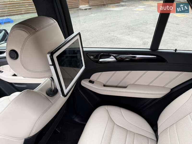 Позашляховик / Кросовер Mercedes-Benz M-Class 2012 в Вінниці