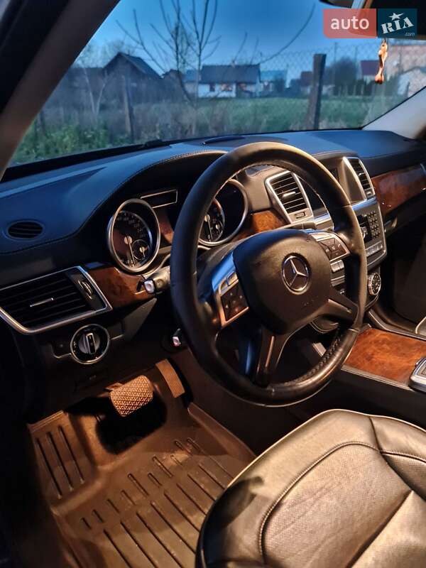 Позашляховик / Кросовер Mercedes-Benz M-Class 2013 в Буську фото 7 Позашляховик / Кросовер Mercedes-Benz M-Class 2013 в Буську