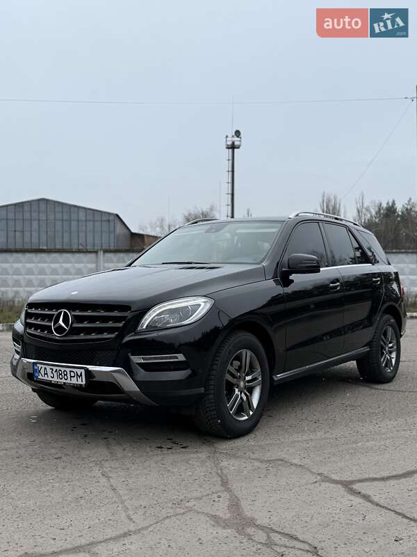 Позашляховик / Кросовер Mercedes-Benz M-Class 2013 в Охтирці