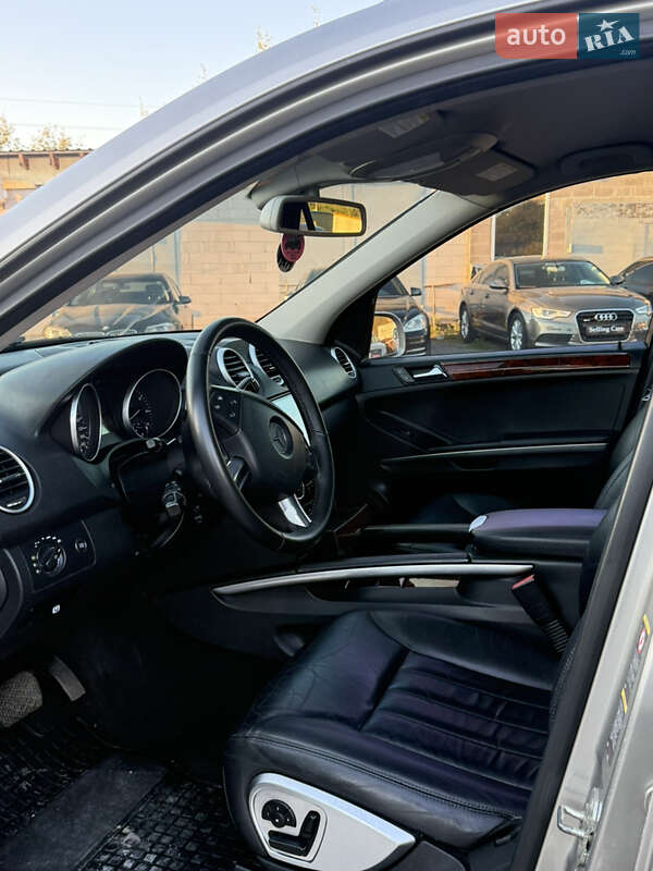 Внедорожник / Кроссовер Mercedes-Benz M-Class 2005 в Ровно