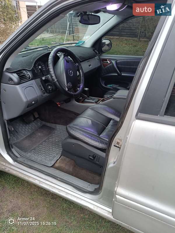 Внедорожник / Кроссовер Mercedes-Benz M-Class 1998 в Киеве