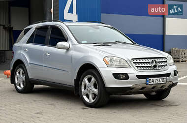 Внедорожник / Кроссовер Mercedes-Benz M-Class 2008 в Ровно