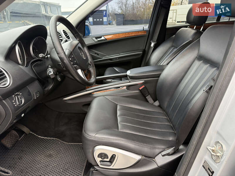Позашляховик / Кросовер Mercedes-Benz M-Class 2008 в Рівному