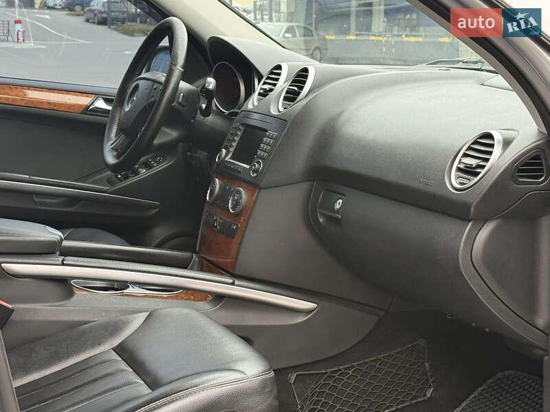 Позашляховик / Кросовер Mercedes-Benz M-Class 2008 в Рівному