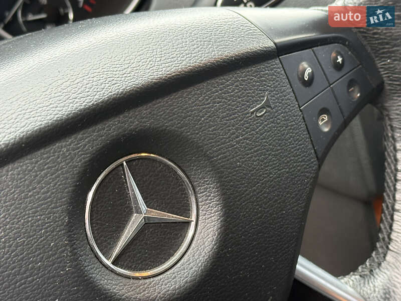 Позашляховик / Кросовер Mercedes-Benz M-Class 2008 в Рівному