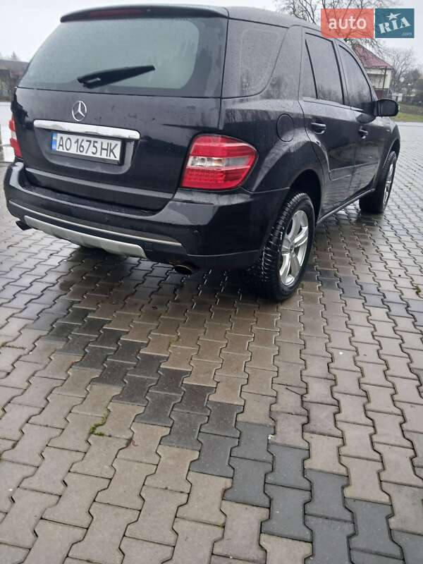 Позашляховик / Кросовер Mercedes-Benz M-Class 2006 в Білки