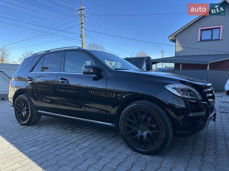 Внедорожник / Кроссовер Mercedes-Benz M-Class 2013 в Бориславе фото 12 Внедорожник / Кроссовер Mercedes-Benz M-Class 2013 в Бориславе
