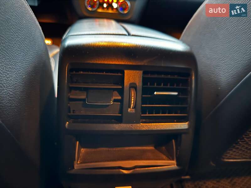 Внедорожник / Кроссовер Mercedes-Benz M-Class 2013 в Киеве