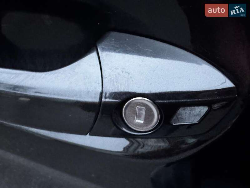 Внедорожник / Кроссовер Mercedes-Benz M-Class 2013 в Киеве