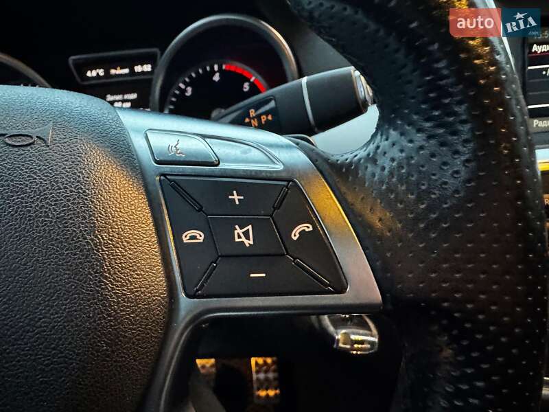 Внедорожник / Кроссовер Mercedes-Benz M-Class 2013 в Киеве