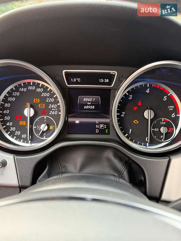 Внедорожник / Кроссовер Mercedes-Benz M-Class 2013 в Харькове