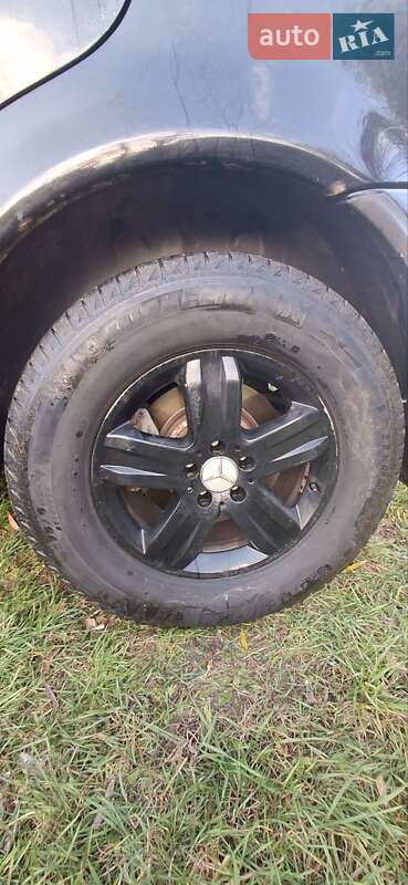 Внедорожник / Кроссовер Mercedes-Benz M-Class 2005 в Полтаве