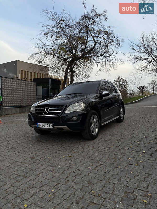 Позашляховик / Кросовер Mercedes-Benz M-Class 2008 в Одесі