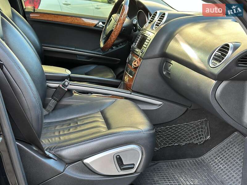 Внедорожник / Кроссовер Mercedes-Benz M-Class 2006 в Одессе