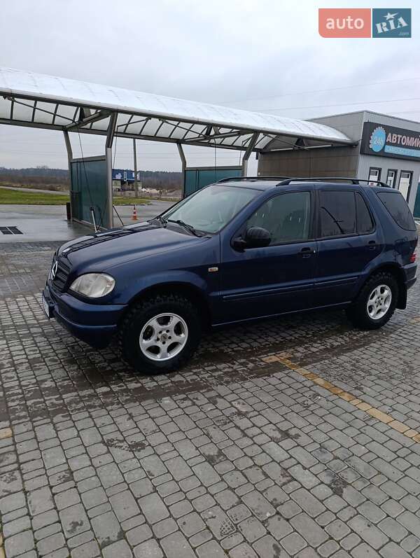 Позашляховик / Кросовер Mercedes-Benz M-Class 2001 в Рівному фото 3 Позашляховик / Кросовер Mercedes-Benz M-Class 2001 в Рівному