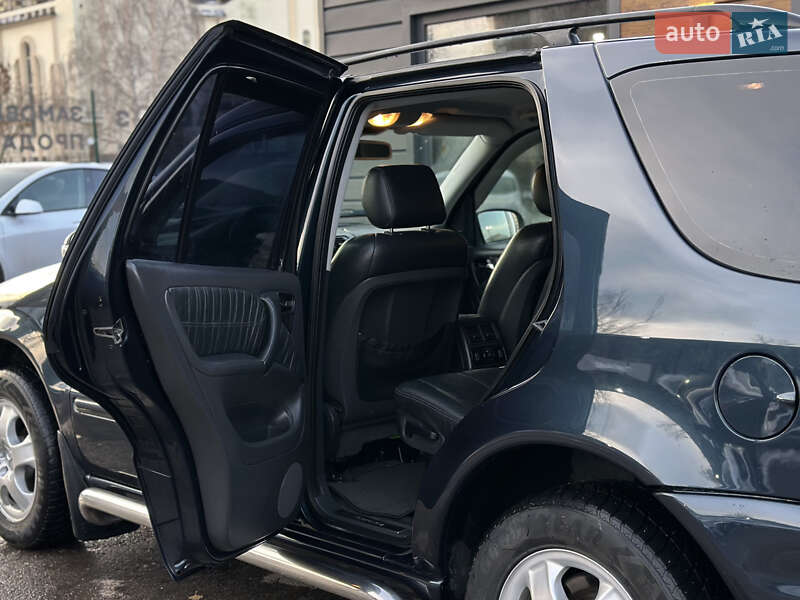 Позашляховик / Кросовер Mercedes-Benz M-Class 2002 в Шептицькому