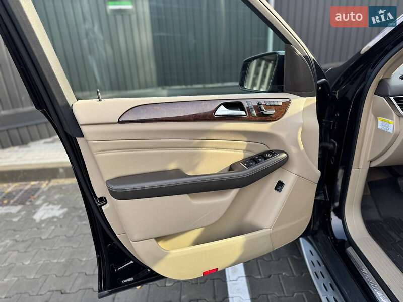 Внедорожник / Кроссовер Mercedes-Benz M-Class 2012 в Днепре