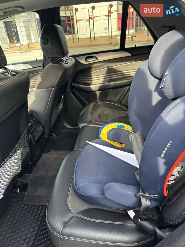 Внедорожник / Кроссовер Mercedes-Benz M-Class 2013 в Харькове