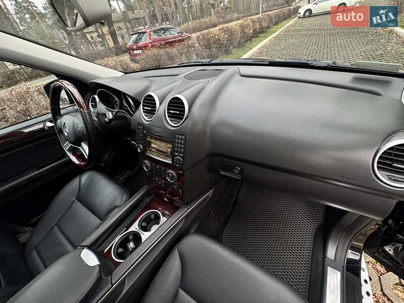 Внедорожник / Кроссовер Mercedes-Benz M-Class 2008 в Буче