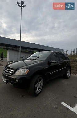 Внедорожник / Кроссовер Mercedes-Benz M-Class 2006 в Киеве