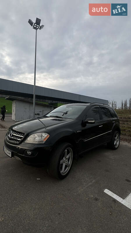 Mercedes-Benz M-Class 2006