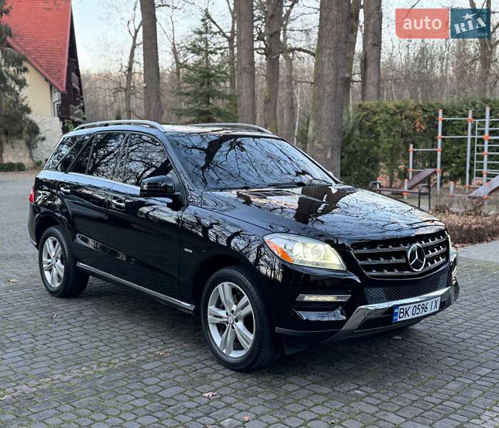 Внедорожник / Кроссовер Mercedes-Benz M-Class 2012 в Львове