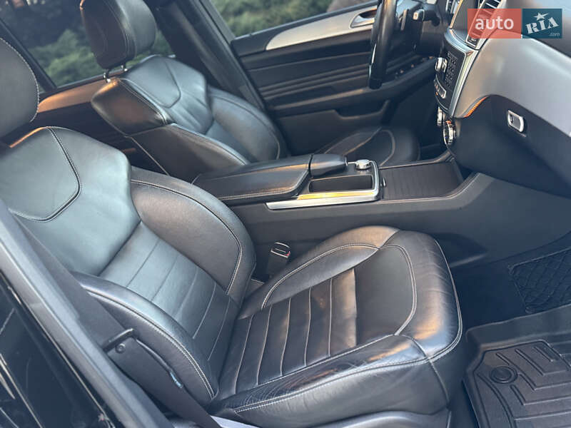 Внедорожник / Кроссовер Mercedes-Benz M-Class 2012 в Львове