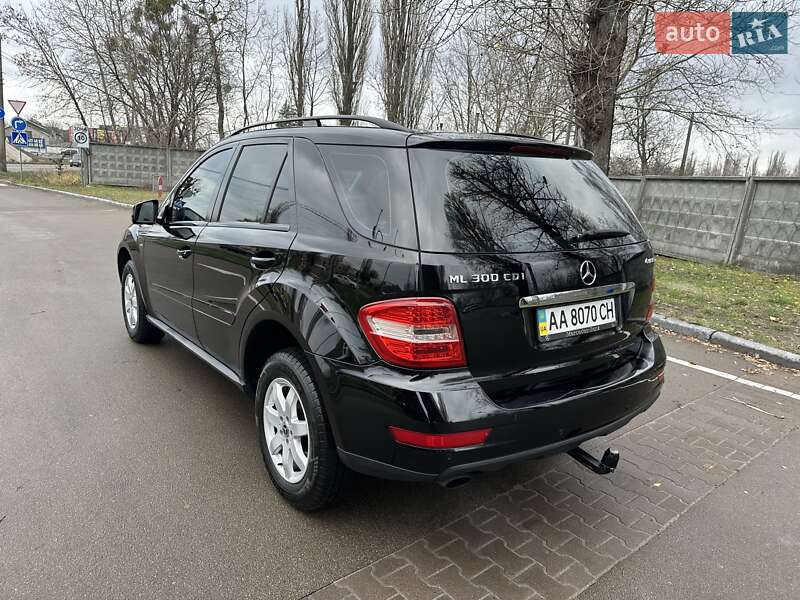 Позашляховик / Кросовер Mercedes-Benz M-Class 2011 в Києві фото 9 Позашляховик / Кросовер Mercedes-Benz M-Class 2011 в Києві