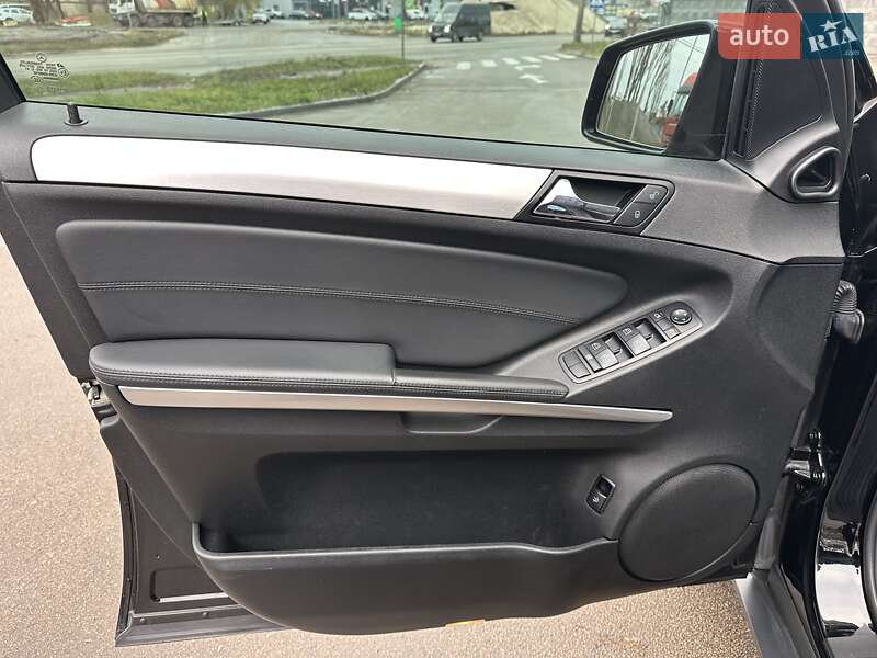 Позашляховик / Кросовер Mercedes-Benz M-Class 2011 в Києві фото 15 Позашляховик / Кросовер Mercedes-Benz M-Class 2011 в Києві