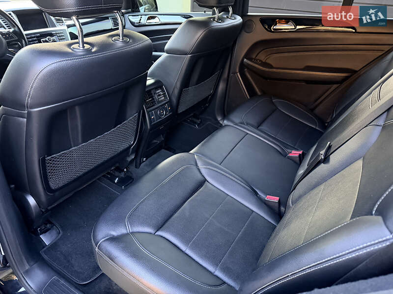 Внедорожник / Кроссовер Mercedes-Benz M-Class 2015 в Львове