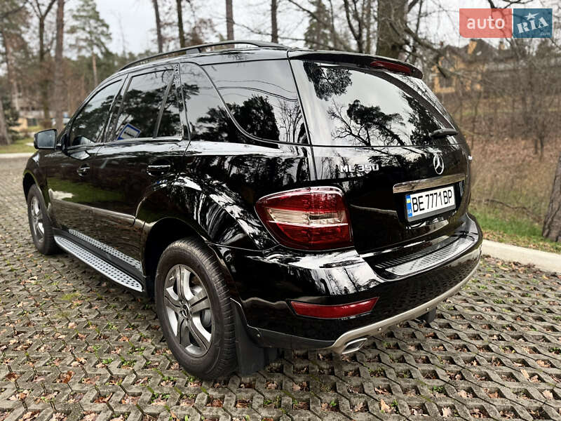 Внедорожник / Кроссовер Mercedes-Benz M-Class 2008 в Буче