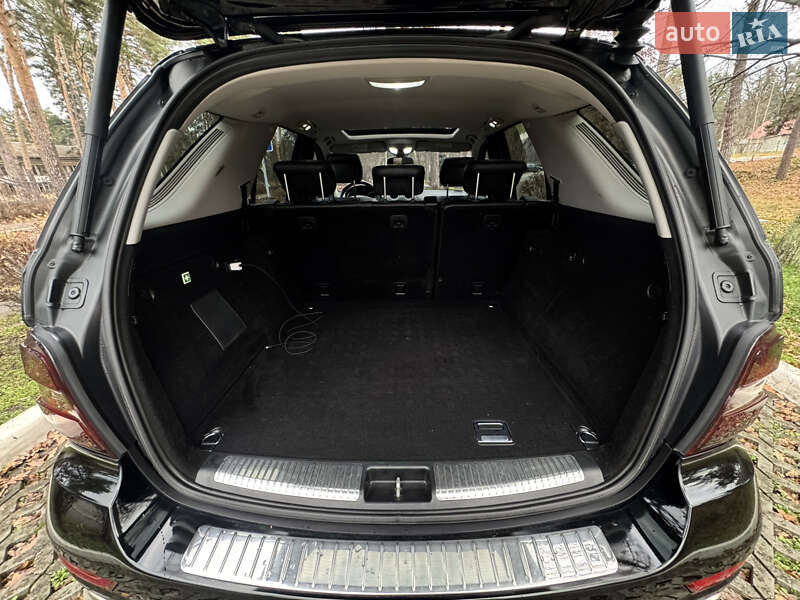 Внедорожник / Кроссовер Mercedes-Benz M-Class 2008 в Буче