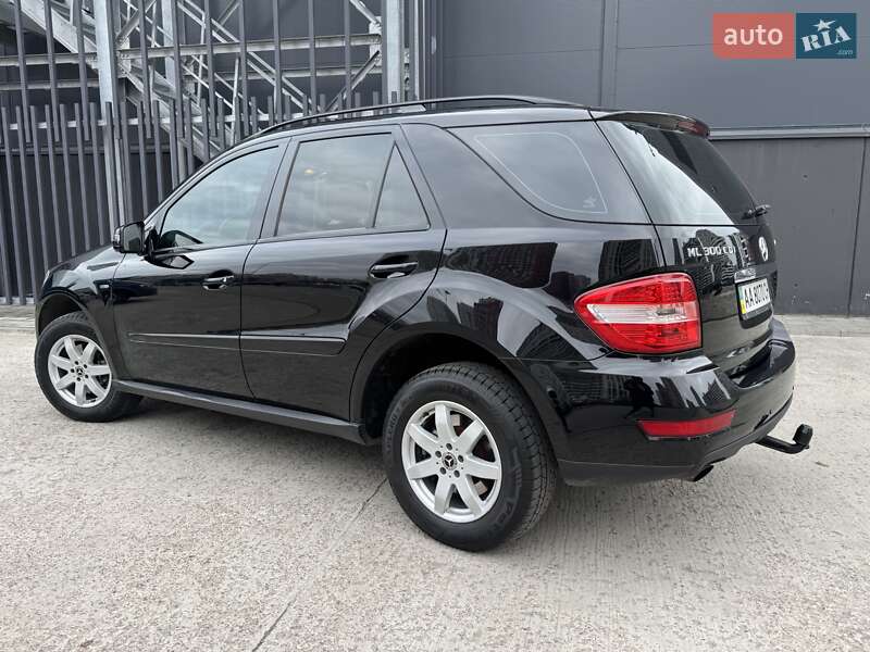 Позашляховик / Кросовер Mercedes-Benz M-Class 2011 в Києві фото 11 Позашляховик / Кросовер Mercedes-Benz M-Class 2011 в Києві