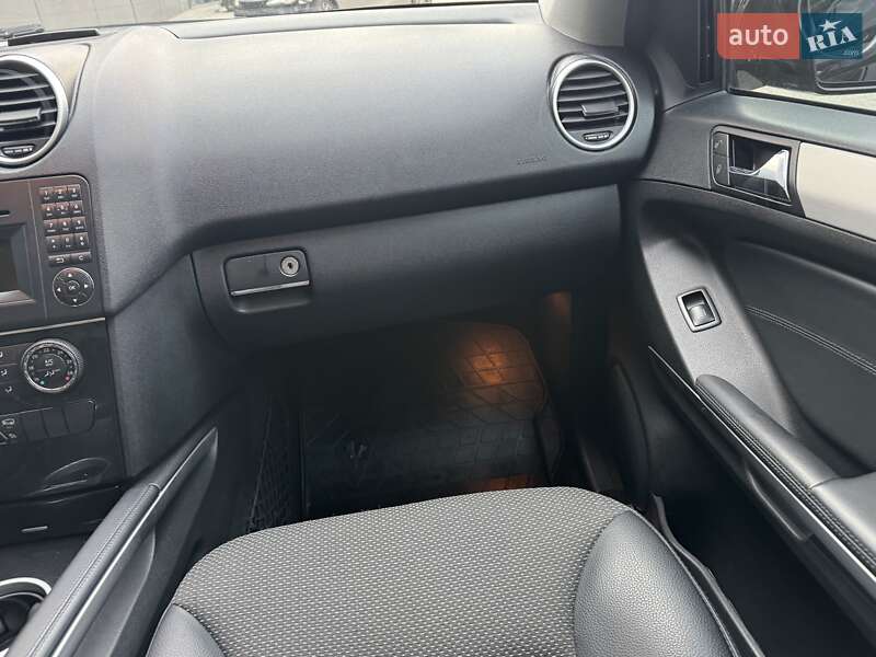 Позашляховик / Кросовер Mercedes-Benz M-Class 2011 в Києві фото 25 Позашляховик / Кросовер Mercedes-Benz M-Class 2011 в Києві