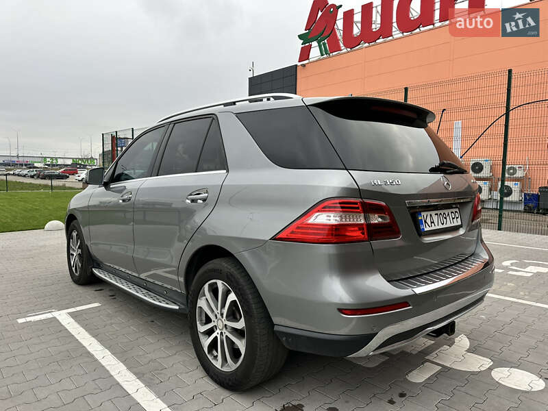 Внедорожник / Кроссовер Mercedes-Benz M-Class 2013 в Киеве