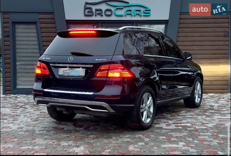 Внедорожник / Кроссовер Mercedes-Benz M-Class 2012 в Виннице