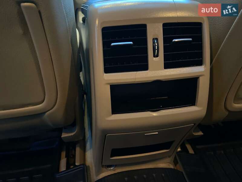 Внедорожник / Кроссовер Mercedes-Benz M-Class 2012 в Дубно